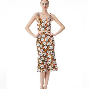 Alice + Olivia Beccy orange floral midi skirt. Size 0.
